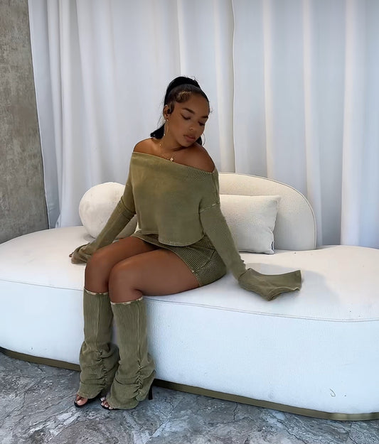 Ribbed 3pc skirt set W Leg warmers